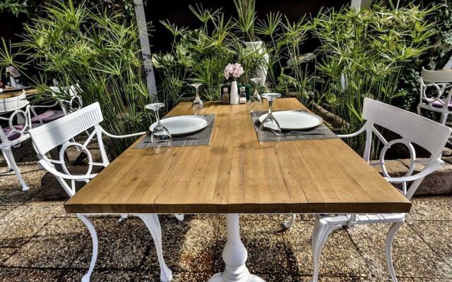 Hotel 212 Olympos