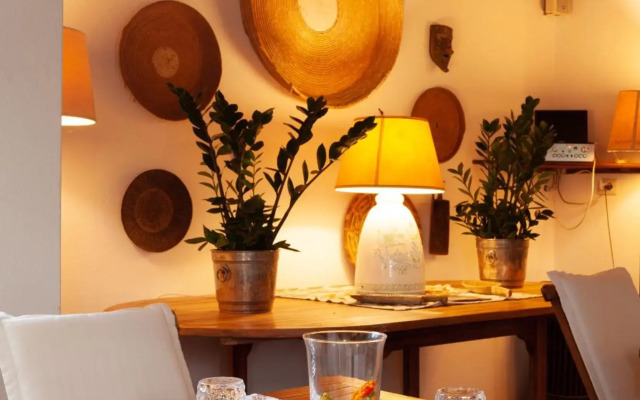 Nora Club Hotel