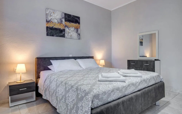 Deja Blue Beach Pool House by Estia