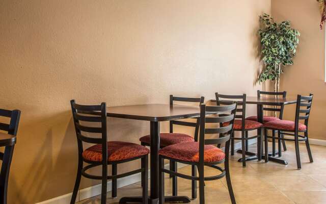 Quality Inn & Suites