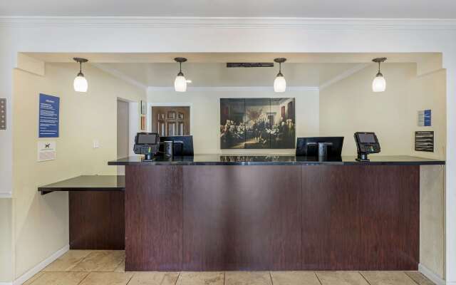 Best Western Salinas Monterey Hotel