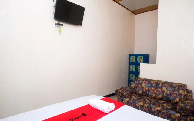 RedDoorz Syariah near Exit Toll Palur