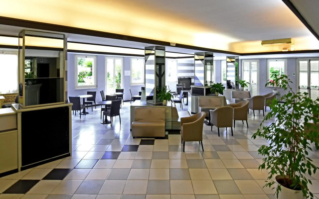 Hotel Sud Est