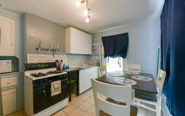 Wildwood Apartment < Half Mi to Boardwalk!