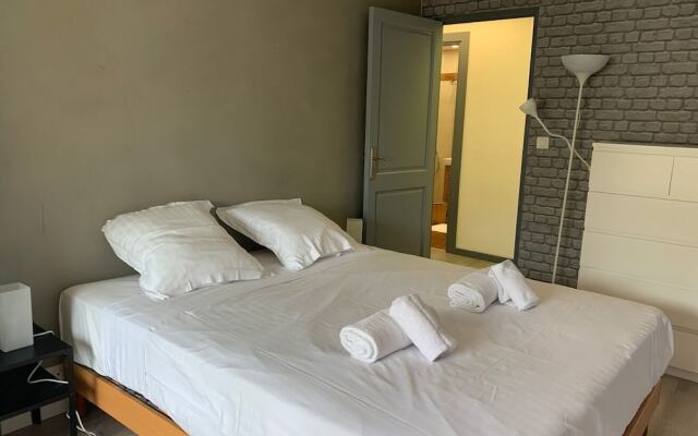 Spacieux logement domaine securise