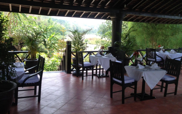 Vang Ngern River Resort