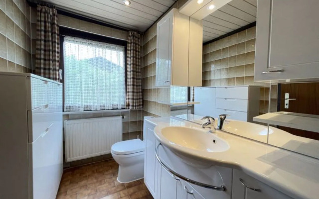 Am Hohen Bogen 12001