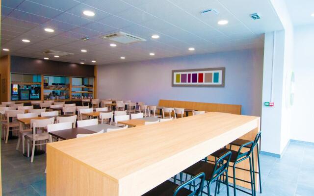 B&B HOTEL LA ROCHELLE Beaulieu Puilboreau