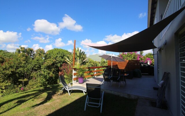 House With 2 Bedrooms in Les Trois-îlets, With Enclosed Garden and Wif