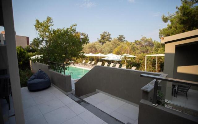 8 Boutique Suites