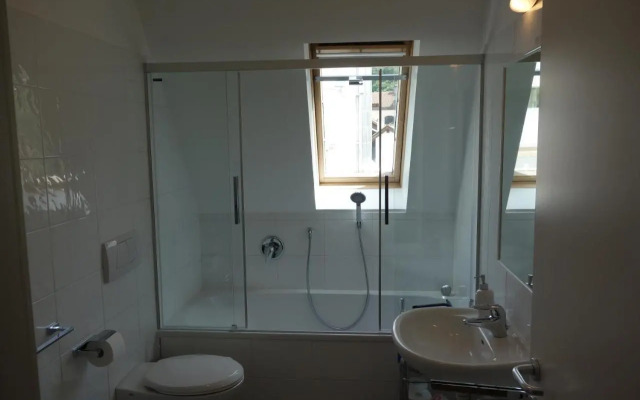 Hager Apartment 2