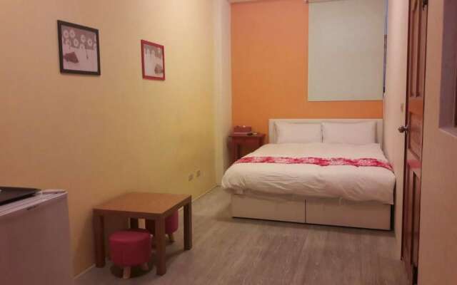 Luodong Night Market Yis B&B