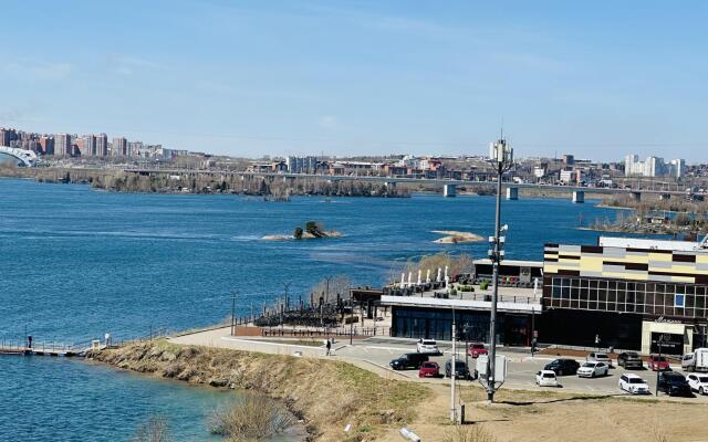 Апартаменты на улице Дальневосточная 108