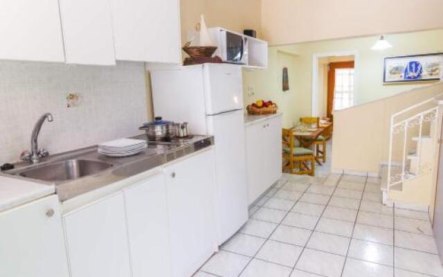 Stathopoulos Apartments