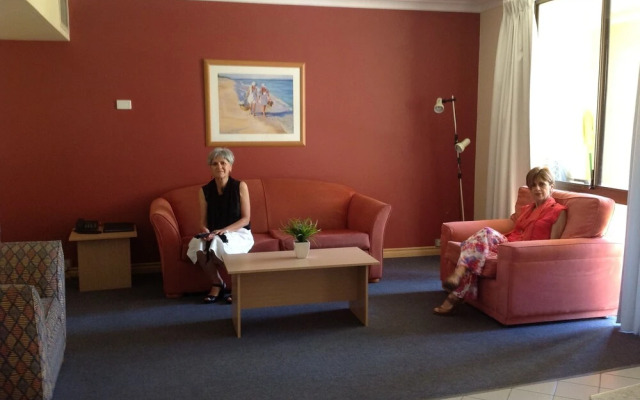 Mandurah Discount Apartment at Silver Sands Resort