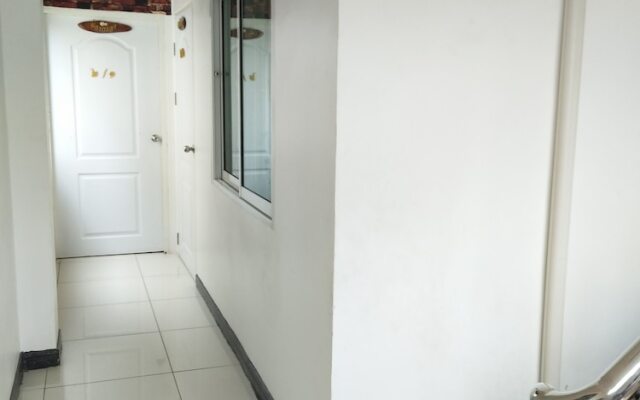 Penthai Hostel