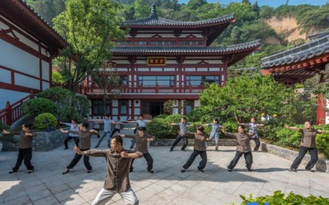 Huaqing Palace Resort & Spa