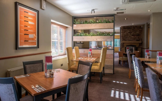 Premier Inn Walsall - M6 J10