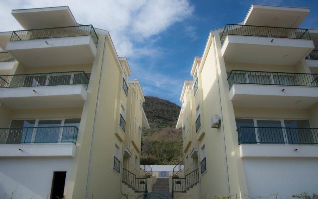 Adria Dome Apartments