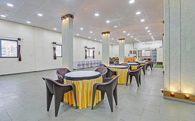 Collection O 700679 Sky Venue Banquet Hall And Lodging