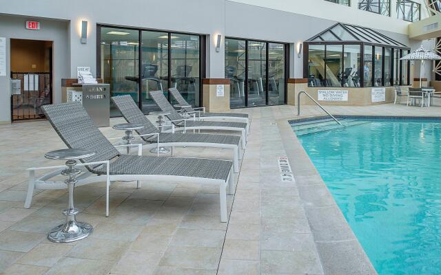 Crowne Plaza St. Louis Airport by IHG