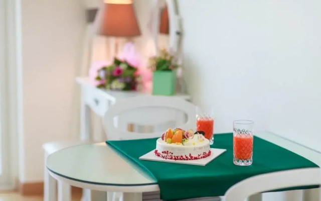 Castles Pebble Beach Pension