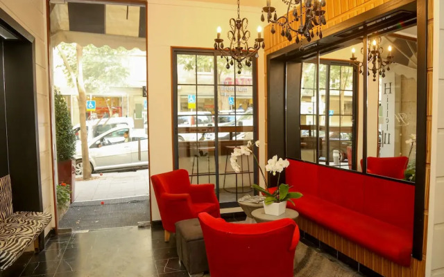 Hillel 11 Hotel