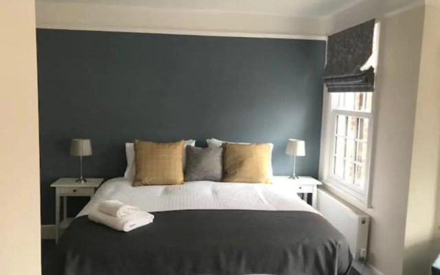 Iffley Town House