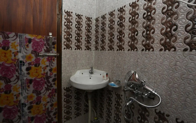 Hotel Wonderis By OYO Rooms