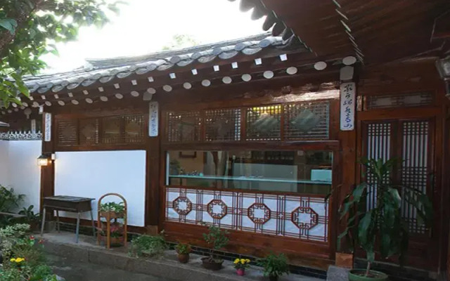 jonglo mokkoji guesthouse