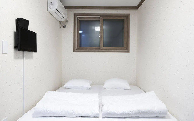 Seoul Station Pencil Hostel