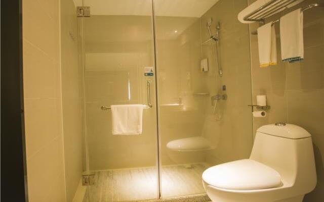 City Comfort Inn Zhanjiang South Railway Station