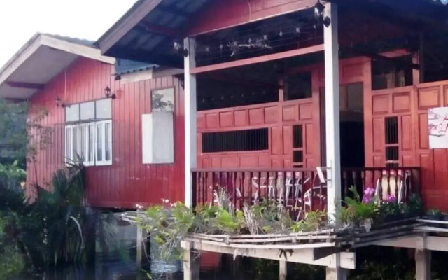 Baanbon Homestay