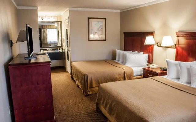 Baymont Inn And Suites Fife/ta