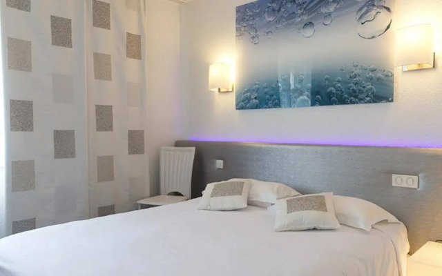 Logis Hôtel Spa Chez Camillou