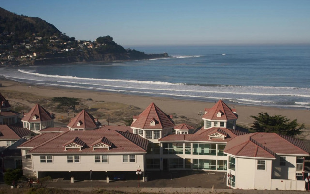 Pacifica Beach Hotel