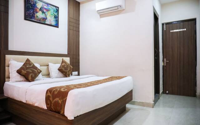OYO 14635 Hotel Orchid