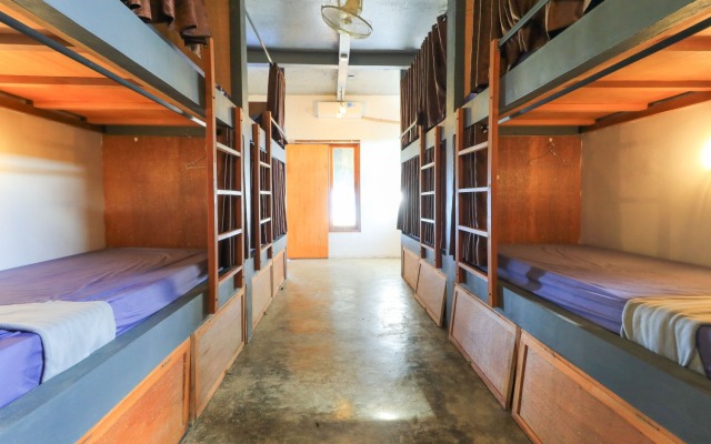 Hostel Bukit Sangcure