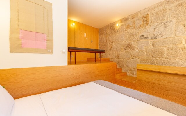 Tripas-Coração, Cordoaria River and Garden View