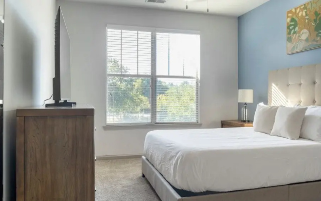 Landing Apartments Raleigh - North Hills