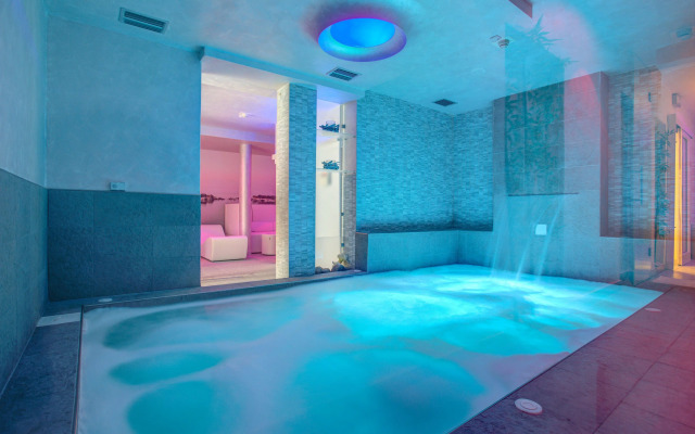 Ferretti Beach Hotel