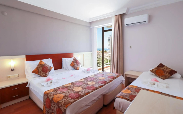 Hotel New Otani Tokyo, The Main