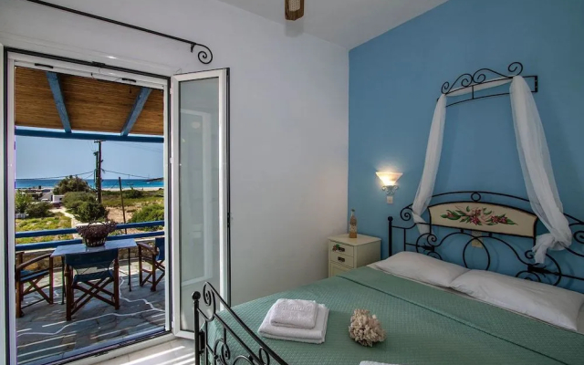 Dimitris Rooms