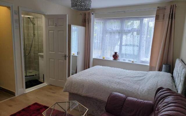 Lovely Studio in Town Centre