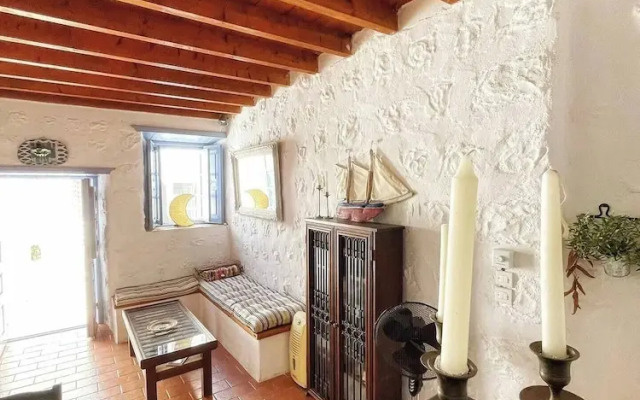 Traditional 2 Bd Chora House Patmos