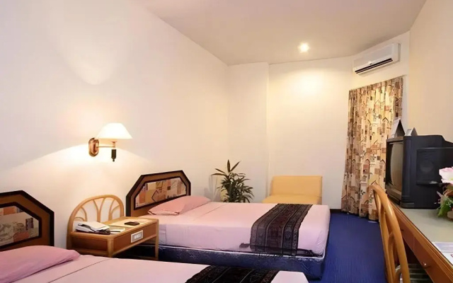 Losari Beach Inn