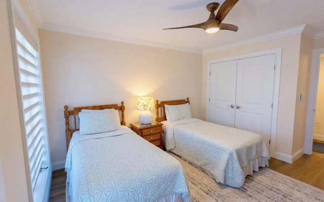 Wilmington Avenue 50 #102