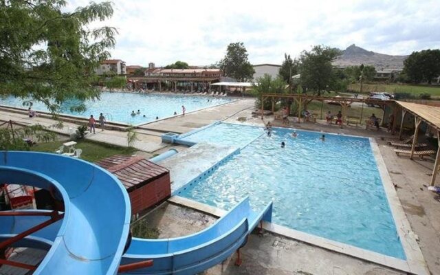 Hotel Dion