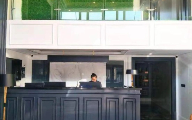 Lano Hotel (Harbin Xueyuan Road)