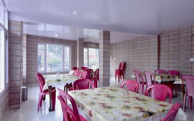 OYO 22620 Orchard Resorts